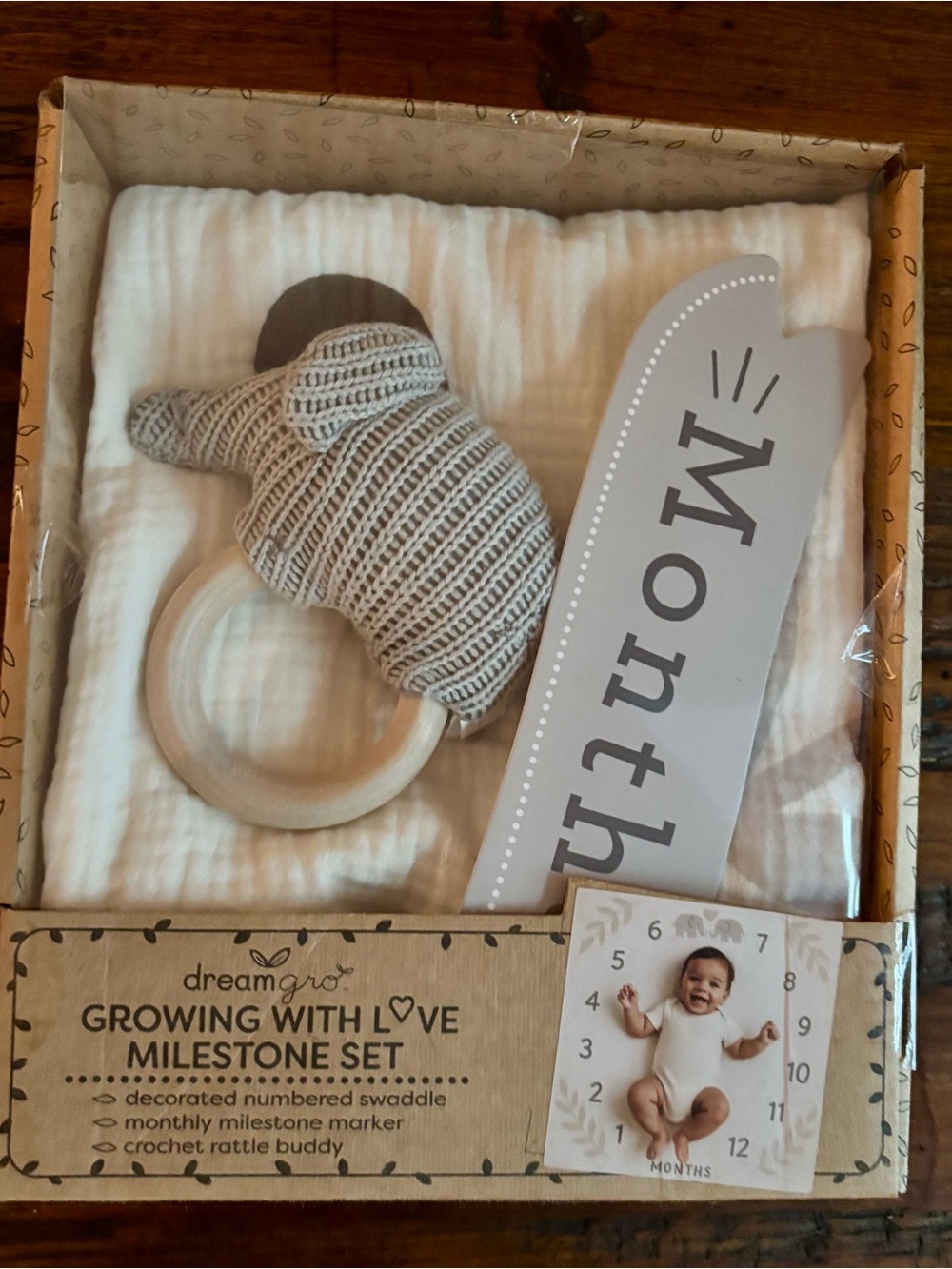 NWT Newborn to 1 yr photo prop kit